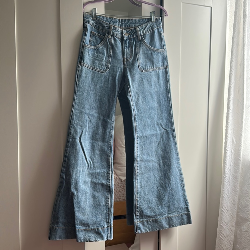 brandy melville low rise flared jeans
